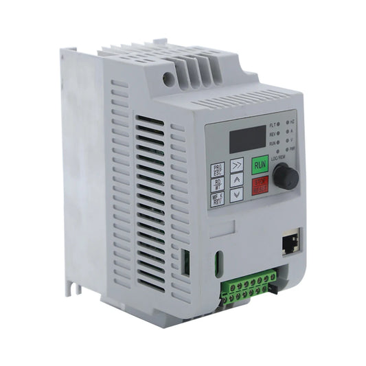 0.75kw/1.5kw/2.2kw AT2 VFD single phase 220V in and 3 phase out frequency converter Drive 3 phase motor speed