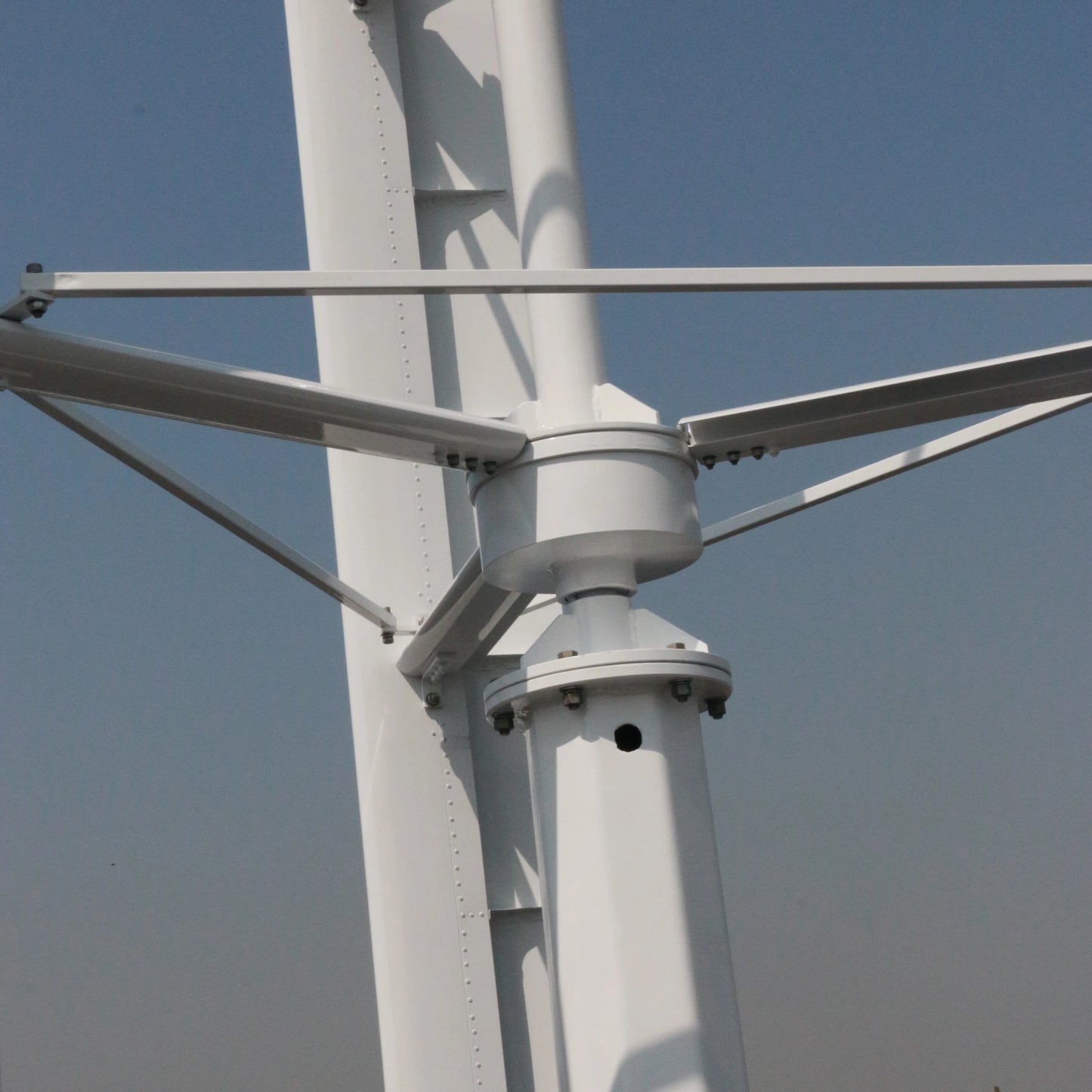 FLTXNY 5KW 10KW Vertical 150RPM 80RPM Wind Generator 96V 120V 220V 380V 3 Phase 3 Blades No Noise On-Grid/Off-Grid Wind Turbine
